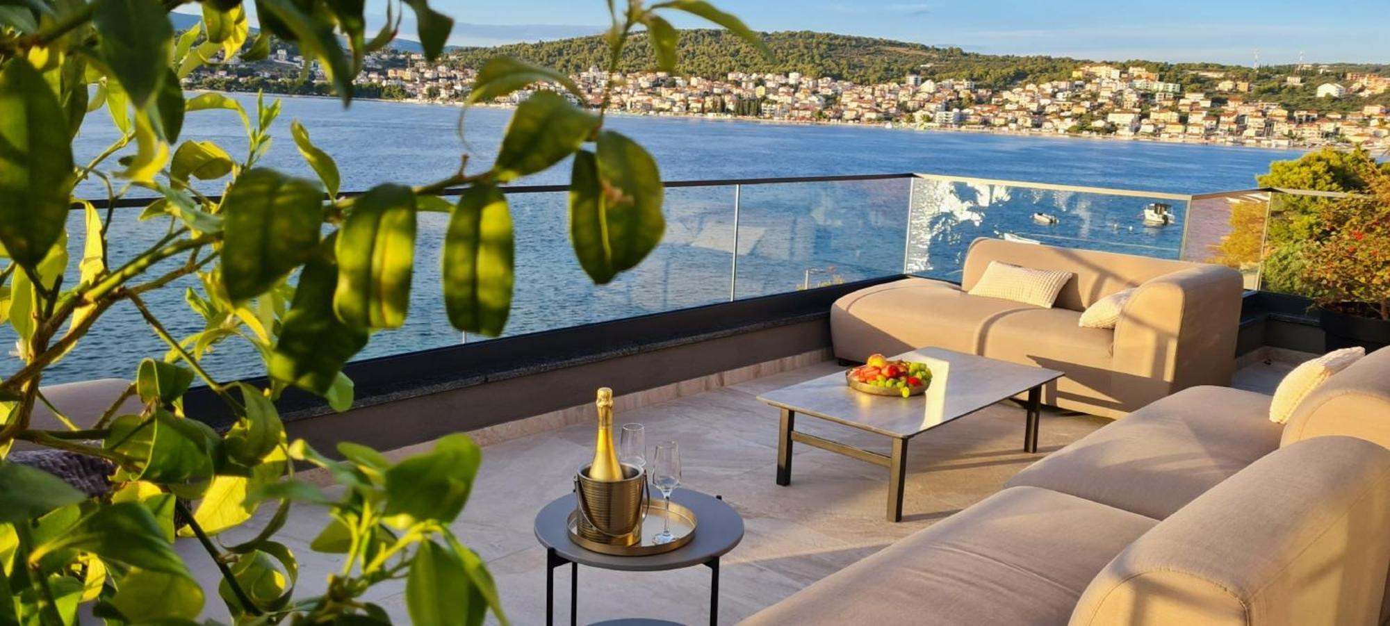 Villa Palace Al Nera Trogir Exterior photo