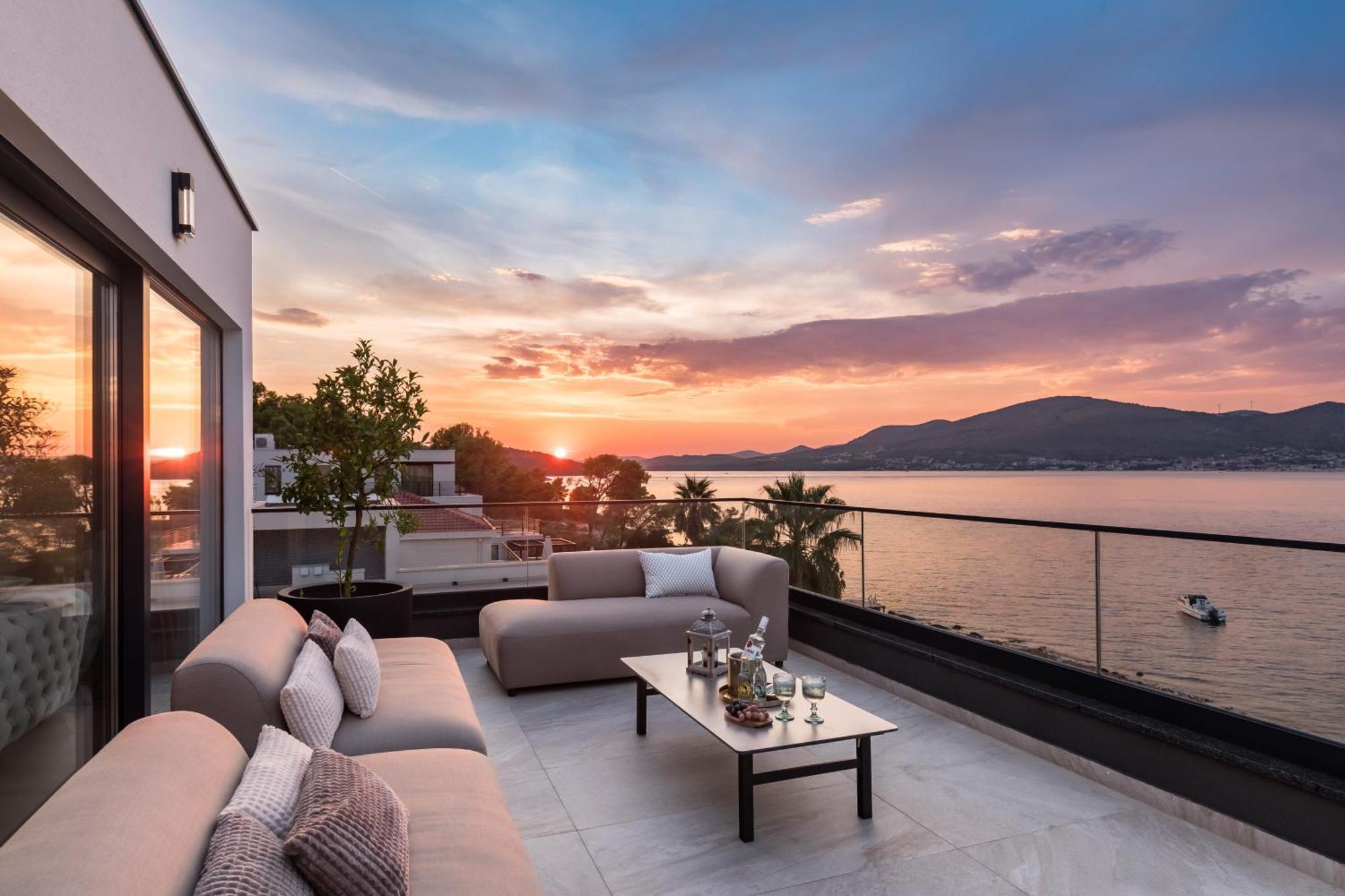 Villa Palace Al Nera Trogir Exterior photo
